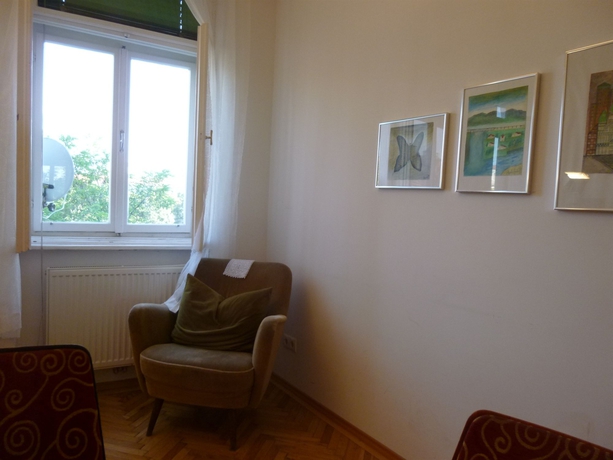 Imagen de los interiores del Apartamentos Apartments Maximillian. Foto 10