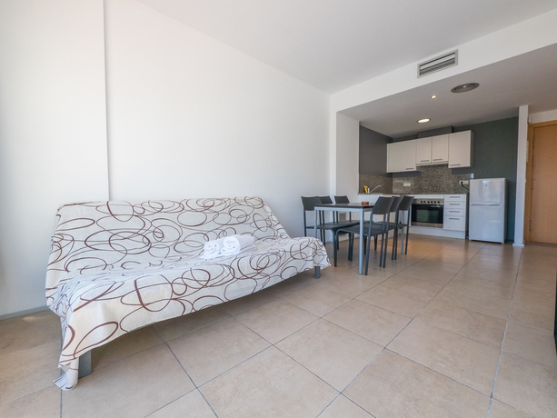 Imagen de los interiores del Apartamentos Apartments SUMMER DREAMS LLORET. Foto 11