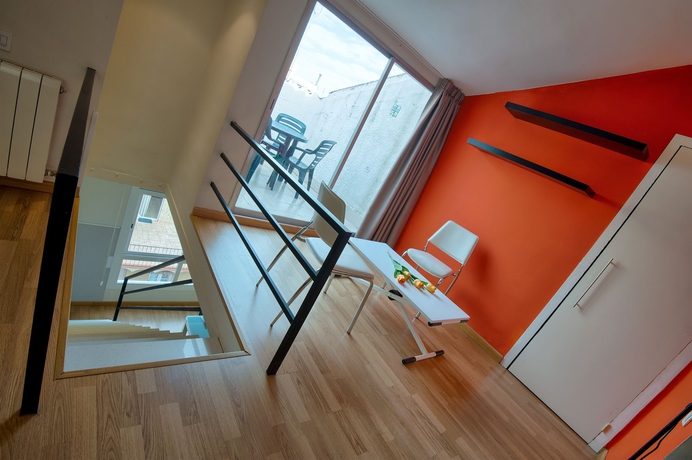 Imagen de los interiores del Apartamentos Apartments Sata Sagrada Familia Area. Foto 15