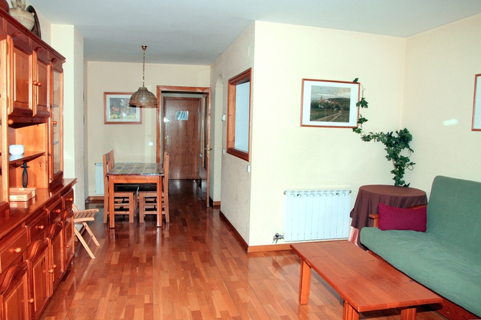 Imagen de los interiores del Apartamentos Apartments Somni Aranès. Foto 14