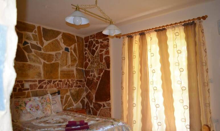 Imagen general del Apartamentos Apartments Zoumperi. Foto 5