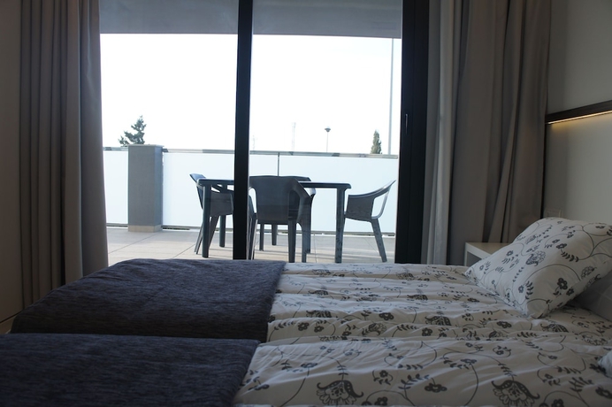 Imagen de la habitación del Apartamentos Apartotel Playa Oliva. Foto 3