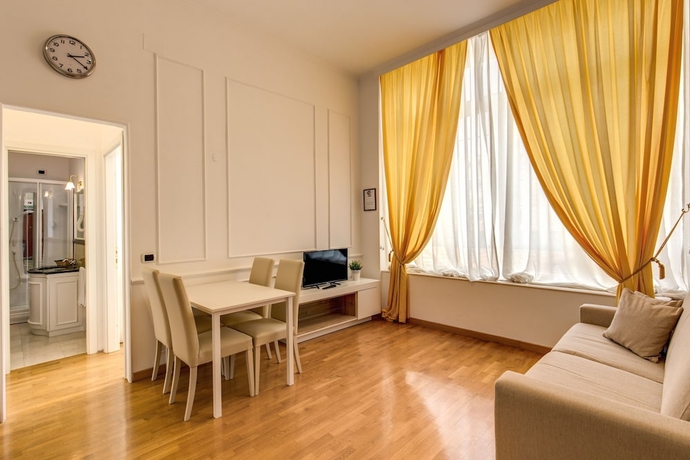 Imagen de la habitación del Apartamentos Apollo Apartments Colosseo. Foto 2