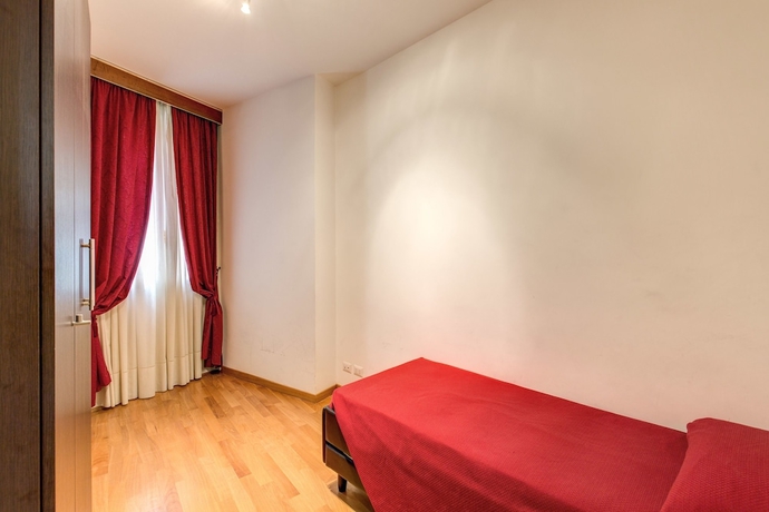 Imagen de la habitación del Apartamentos Apollo Apartments Colosseo. Foto 7