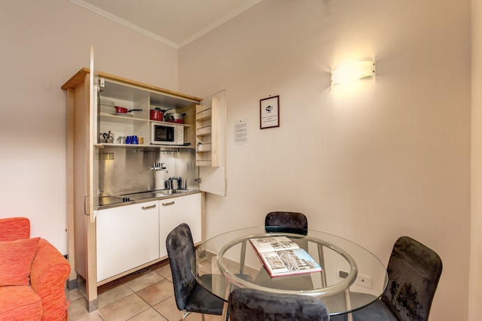 Imagen de la habitación del Apartamentos Apollo Apartments Colosseo. Foto 12