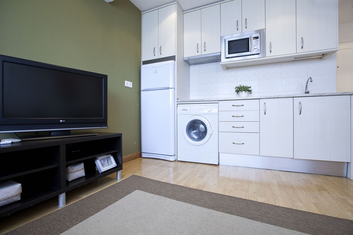 Imagen de los interiores del Apartamentos Apr Alcala. Foto 9