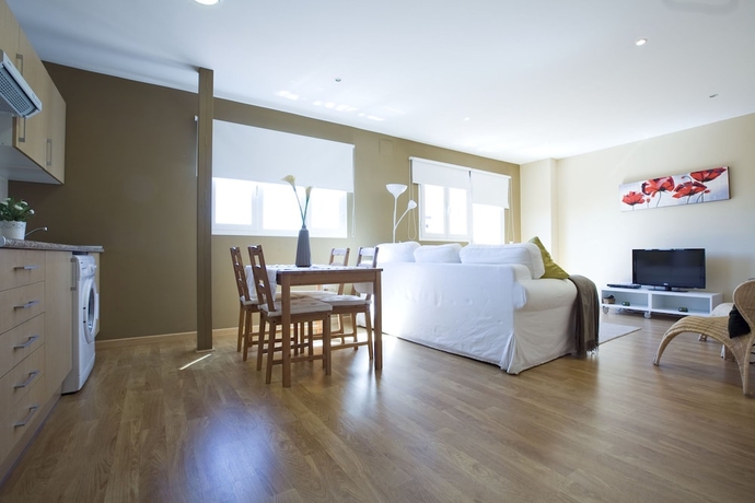 Imagen de la habitación del Apartamentos Apr Numancia. Foto 17