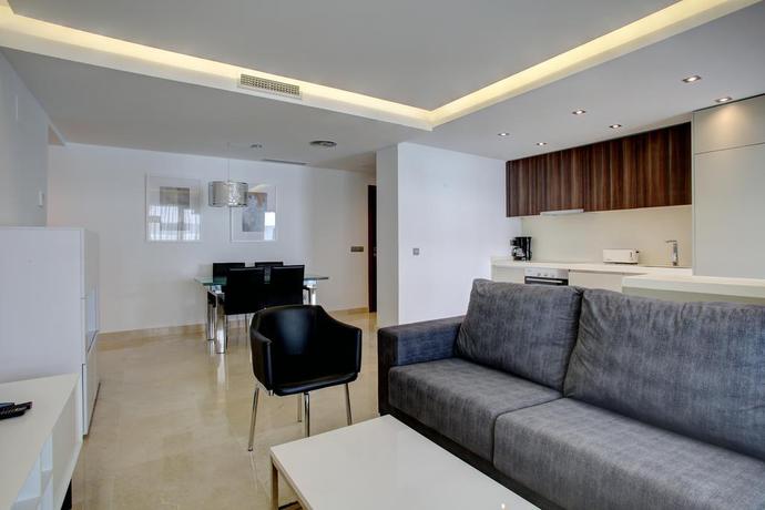 Imagen general del Apartamentos Aqua Apartments Vento, Marbella. Foto 5