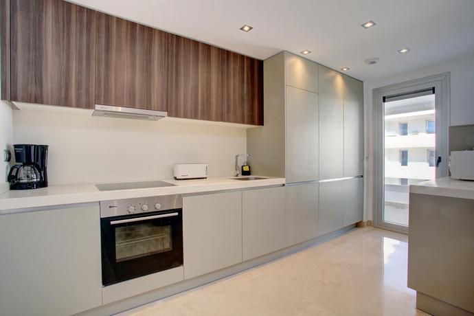 Imagen general del Apartamentos Aqua Apartments Vento, Marbella. Foto 6