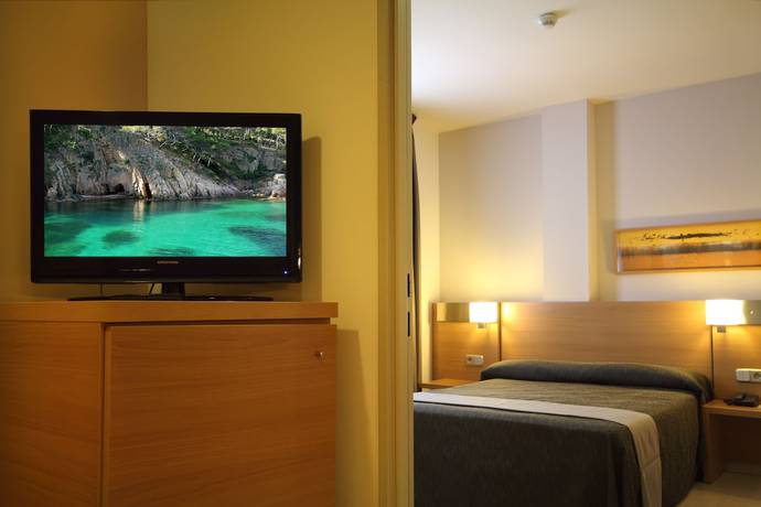 Imagen de la habitación del Apartamentos Aqua Hotel Nostre Mar Apartaments. Foto 9