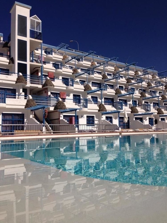Imagen de la piscina del Apartamentos Aquasol, Puerto Rico. Foto 4