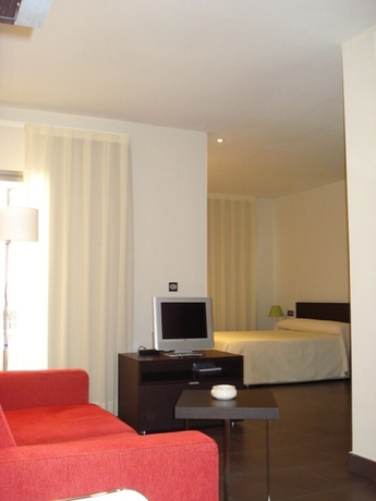 Imagen de los interiores del Apartamentos Archybal. Foto 19