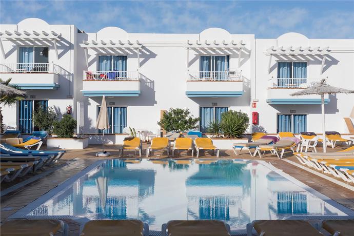 Imagen general del Apartamentos Arena Beach, Corralejo. Foto 5