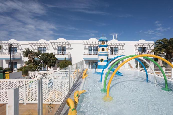 Imagen general del Apartamentos Arena Beach, Corralejo. Foto 3