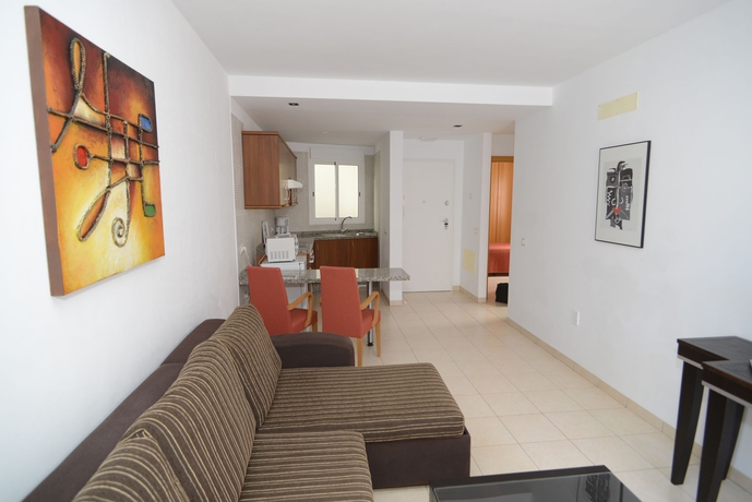 Imagen de los interiores del Apartamentos Arena Suites. Foto 7