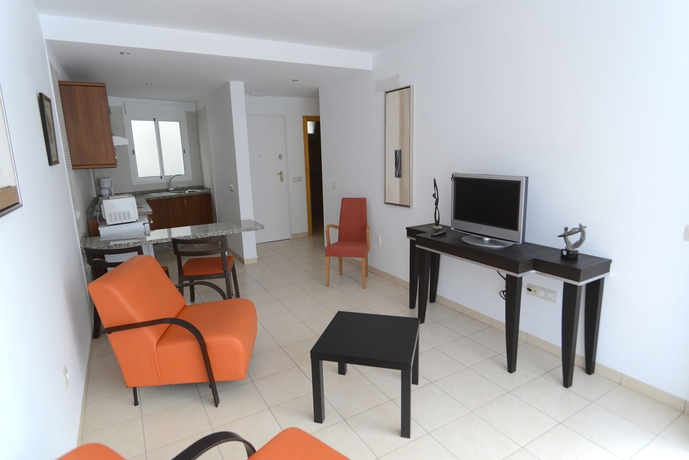 Imagen de los interiores del Apartamentos Arena Suites. Foto 9