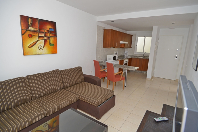 Imagen de los interiores del Apartamentos Arena Suites. Foto 12