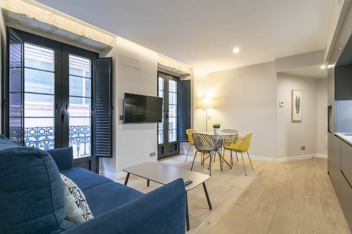 Imagen de la habitación del Apartamentos Arenal Suites Alicante. Foto 4