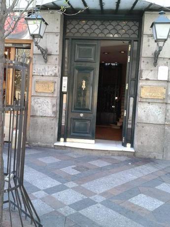 Imagen de los exteriores del Apartamentos Arenal19. Foto 8