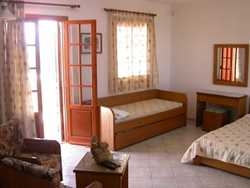 Imagen de la habitación del Apartamentos Arokaries. Foto 2