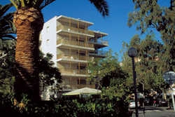 Imagen general del Apartamentos Aromar, La Pineda. Foto 4