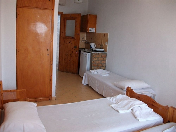 Imagen de la habitación del Apartamentos Aronis. Foto 3