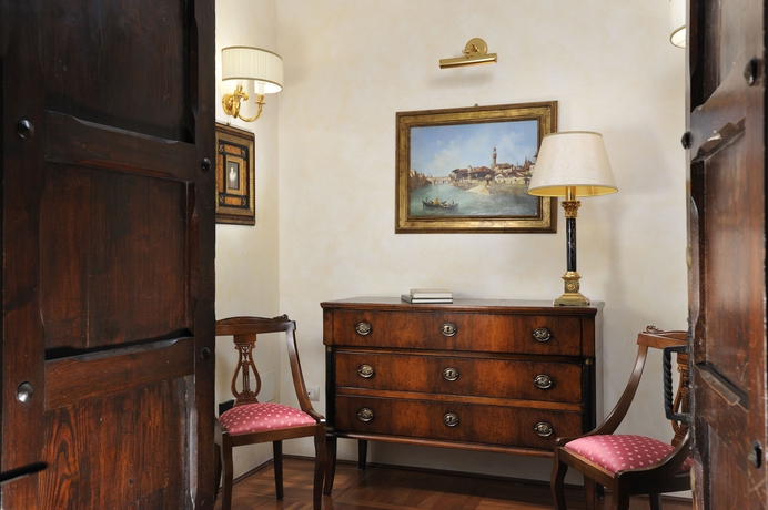 Imagen de los interiores del Apartamentos Art And Luxury. Foto 11