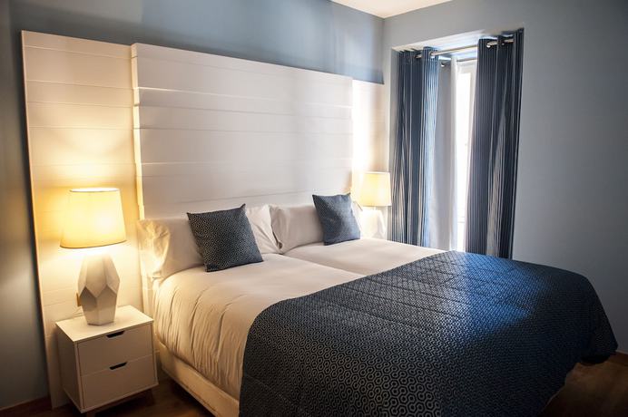 Imagen de la habitación del Apartamentos Art Suites Santander. Foto 7