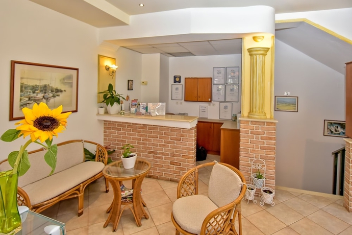 Imagen de los interiores del Apartamentos Aspri Petra. Foto 19