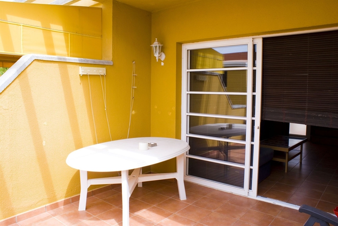 Imagen de la habitación del Apartamentos Ataitana Faro. Foto 3