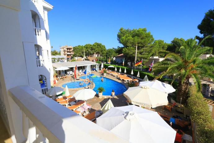 Imagen general del Apartamentos Atalaya Bosque. Foto 14