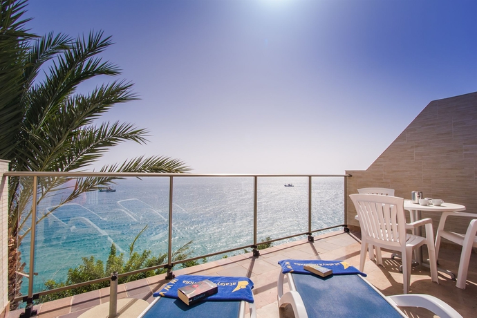 Imagen de los exteriores del Apartamentos Atalaya De Jand&iacute;a By LIVVO. Foto 9