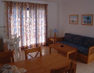 Imagen de la habitación del Apartamentos Atalaya, Puerto del Carmen. Foto 3