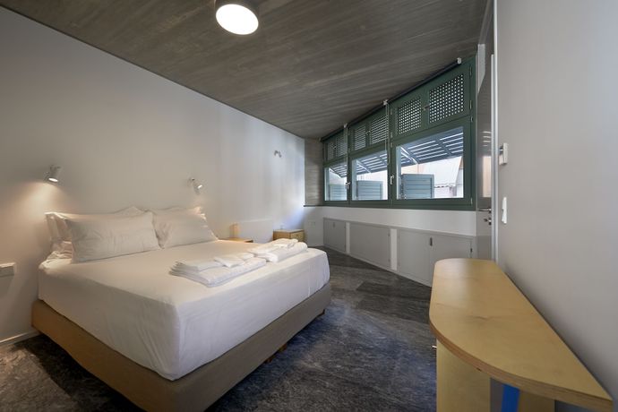 Imagen de la habitación del Apartamentos Athens BlueBuilding. Foto 16