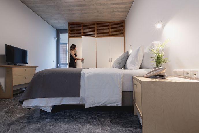 Imagen de la habitación del Apartamentos Athens BlueBuilding. Foto 17