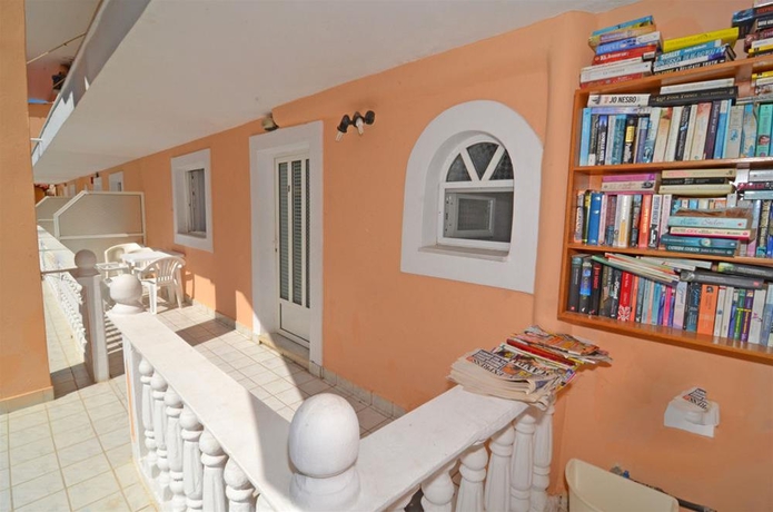 Imagen general del Apartamentos Athina Apts. Foto 7