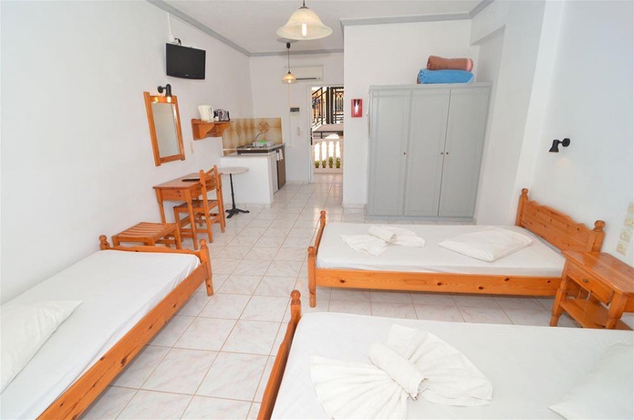 Imagen general del Apartamentos Athina Apts. Foto 9