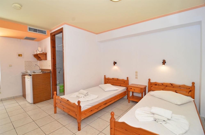 Imagen general del Apartamentos Athina Apts. Foto 11