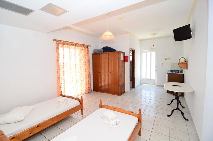 Imagen general del Apartamentos Athina Apts. Foto 12