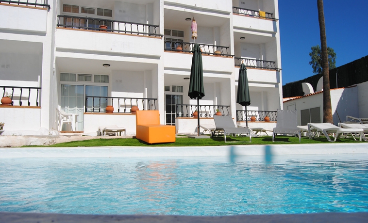 Imagen de los exteriores del Apartamentos Atlantic Sun Beach - Gay Men Only. Foto 3