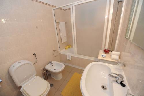 Imagen de la habitación del Apartamentos Atlantico Sul, Quarteira. Foto 7