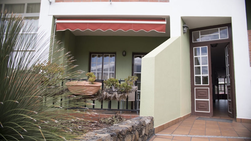 Imagen de los exteriores del Apartamentos Atlantis, Los Llanos. Foto 11