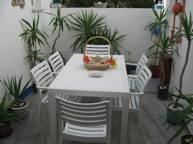 Imagen del bar/restaurante del Apartamentos Augusta Studios. Foto 2