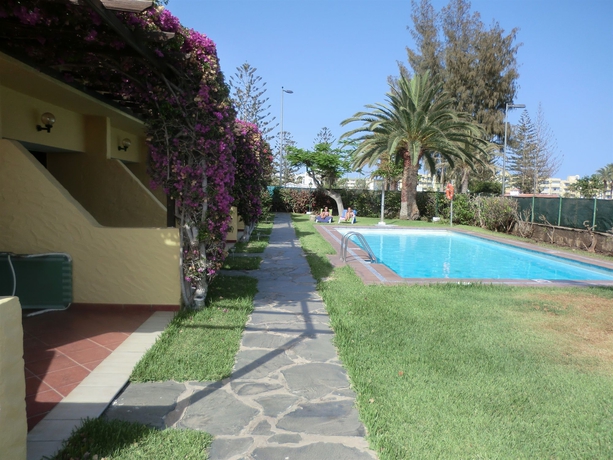Imagen de la piscina del Apartamentos Augustino Bungalows. Foto 6