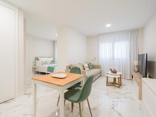 Imagen de la habitación del Apartamentos Avatar Las Canteras. Foto 15