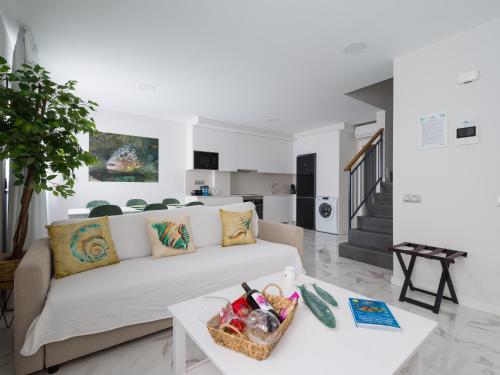 Imagen de la habitación del Apartamentos Avatar Las Canteras. Foto 17