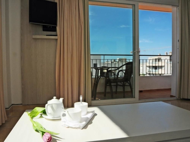 Imagen de la habitación del Apartamentos Avenida - Mc Ibiza. Foto 7