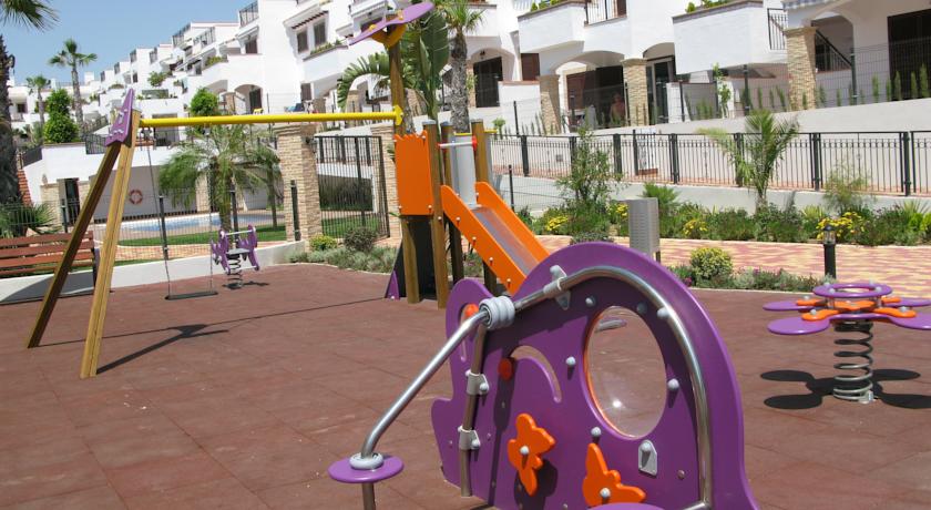 Imagen de los interiores del Apartamentos Azul Beach Apartments - Marholidays. Foto 6