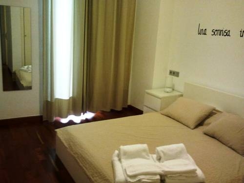 Imagen general del Apartamentos Azz Torre De La Plata. Foto 9