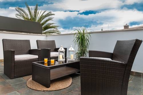 Imagen general del Apartamentos Azz Torre De La Plata. Foto 12